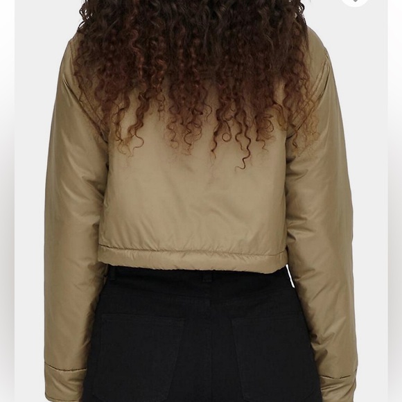 Only Shacket(NWT) - Picture 2 of 4